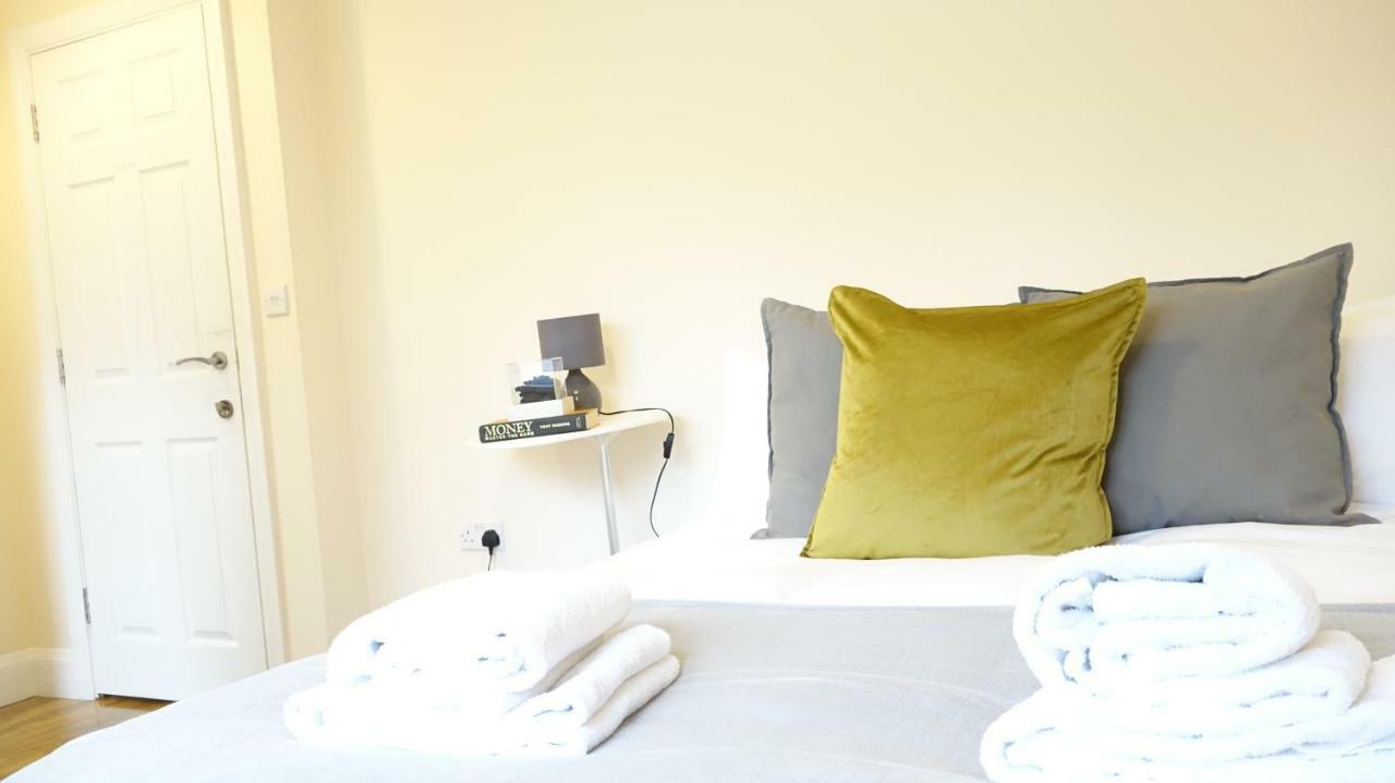 Heathrow Ensuite Rooms Londen Buitenkant foto