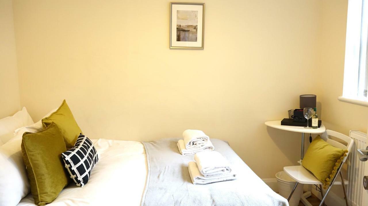 Heathrow Ensuite Rooms Londen Buitenkant foto