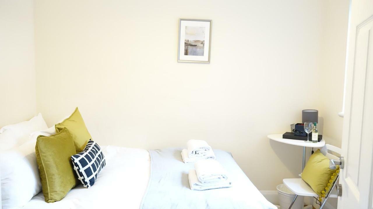 Heathrow Ensuite Rooms Londen Buitenkant foto
