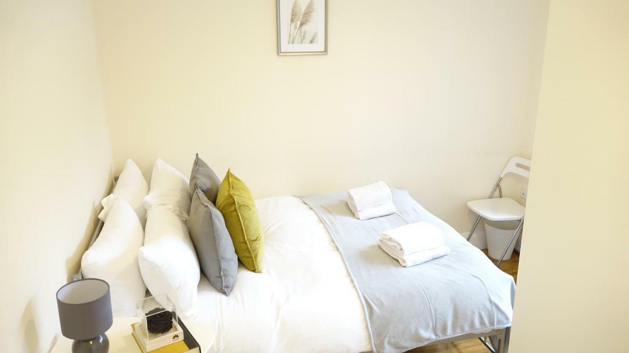 Heathrow Ensuite Rooms Londen Buitenkant foto
